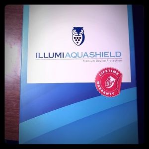 IllumiAquaShield Screen Protector iPhone 11 Pro